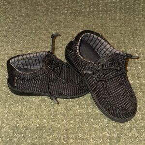Hey dudes size 11 toddler excellent condition